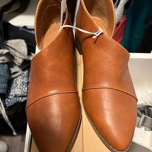 Womens Universal Thread Cognac Cut Out Bootie, NWT